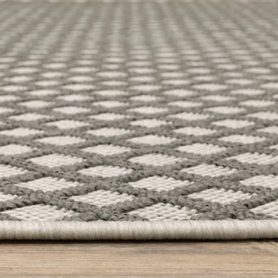 Trinity Casual Diamond Lattice Patio Area Rug Beige/Gray - Captiv8e Designs 6 Trinity Casual Diamond Lattice Patio Area Rug Beige/Gray - Captiv8e Designs - Image 4