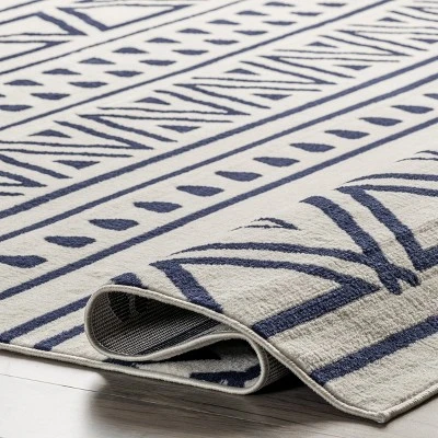 NuLOOM Cecilia Geometric Bands Area Rug 5 NuLOOM Cecilia Geometric Bands Area Rug - Image 3