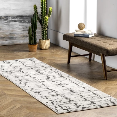 NuLOOM Maude Contemporary Abstract Area Rug 3 NuLOOM Maude Contemporary Abstract Area Rug