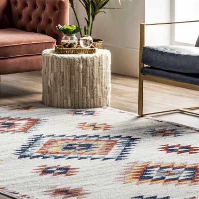 NuLOOM Nina Aztec Area Rug 10 NuLOOM Nina Aztec Area Rug - Image 8