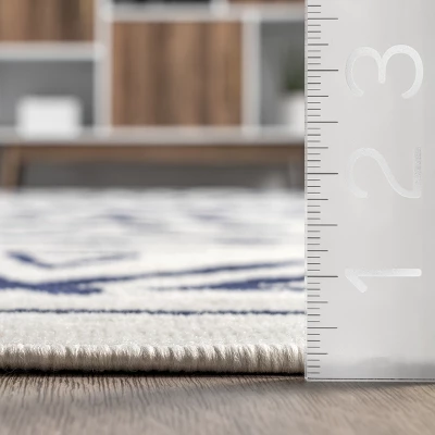 NuLOOM Cecilia Geometric Bands Area Rug 4 NuLOOM Cecilia Geometric Bands Area Rug - Image 2