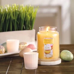 'Vanilla Cupcake' 22oz Original Large Jar - Yankee Candle 9 'Vanilla Cupcake' 22oz Original Large Jar - Yankee Candle -Home Shop GUEST 5a64fcbd f6ca 49f6 a70e 4ccb2af9973d