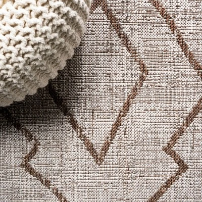 Carwa Diamond Trellis Indoor/Outdoor Area Rug - JONATHAN Y 4 Carwa Diamond Trellis Indoor/Outdoor Area Rug - JONATHAN Y - Image 2