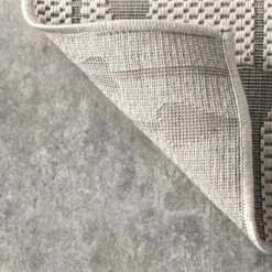 NuLOOM Kiernan Vertical Teardrop Stripe Indoor And Outdoor Area Rug 15 NuLOOM Kiernan Vertical Teardrop Stripe Indoor And Outdoor Area Rug -Home Shop GUEST 96b0f0bd 40a9 4863 a54c 8bc459393ecc