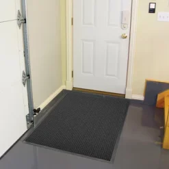 4'x6' Solid Dotted Doormat Charcoal - HomeTrax