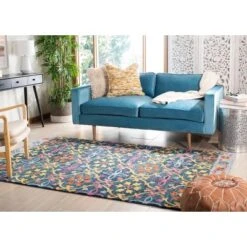 Kaitlyn Shapes Hooked Rug - Safavieh -Home Shop GUEST e588a179 8c04 4fb4 9c4f e35be41b4371