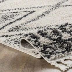 NuLOOM Cassia Moroccan Diamond Shaggy Tassel Area Rug -Home Shop GUEST e75c9946 04a4 4cae 838a 2ac00c8631be